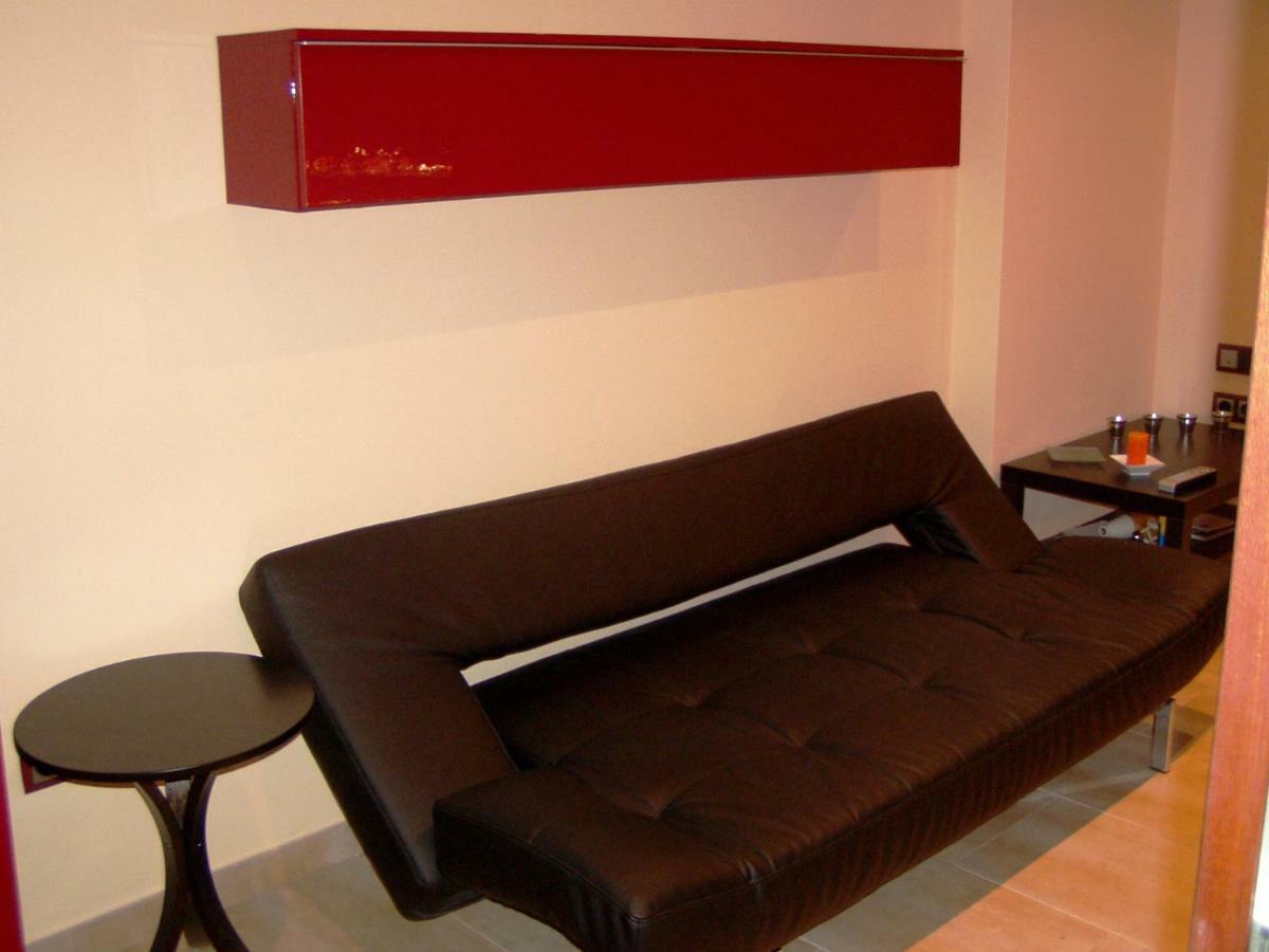 Apartamento Aislado Jardin Y Piscina Sant Andreu de Llavaneres Luaran gambar