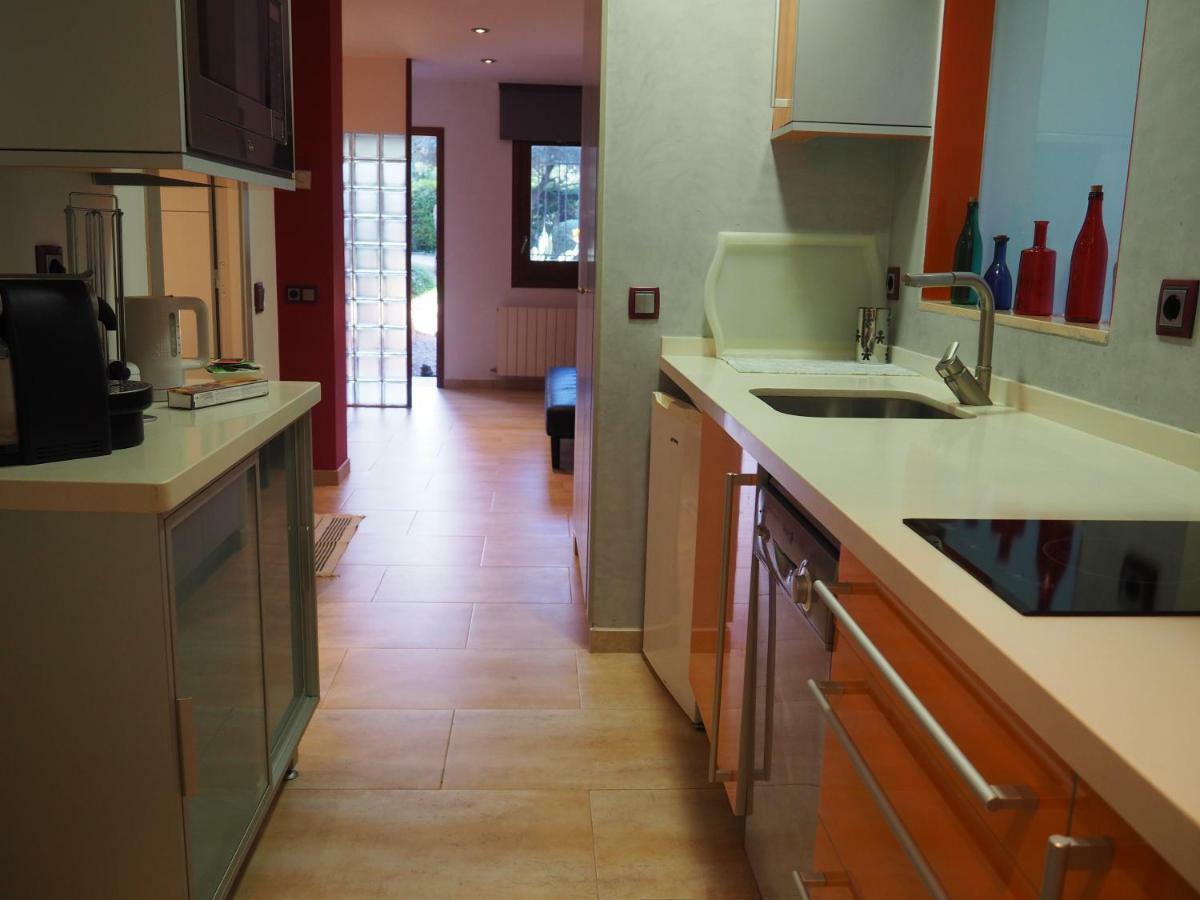 Apartamento Aislado Jardin Y Piscina Sant Andreu de Llavaneres Luaran gambar