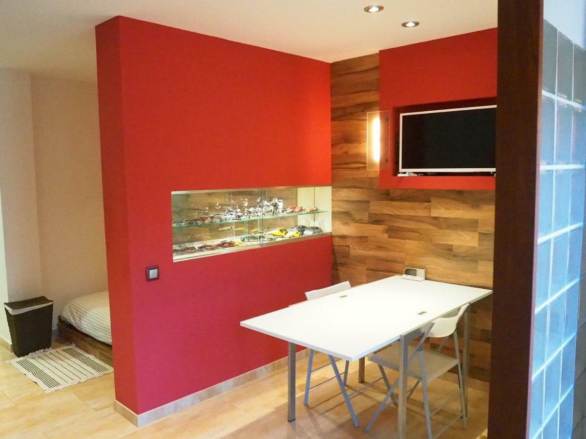 Apartamento Aislado Jardin Y Piscina Sant Andreu de Llavaneres Luaran gambar