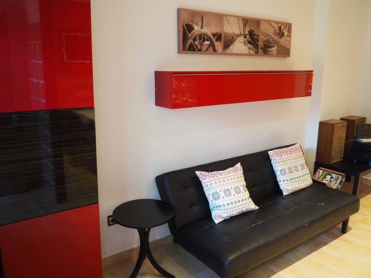 Apartamento Aislado Jardin Y Piscina Sant Andreu de Llavaneres Luaran gambar